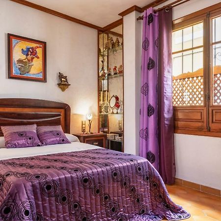 Hsh Suites Barrio Santa Cruz Sevilla Bagian luar foto
