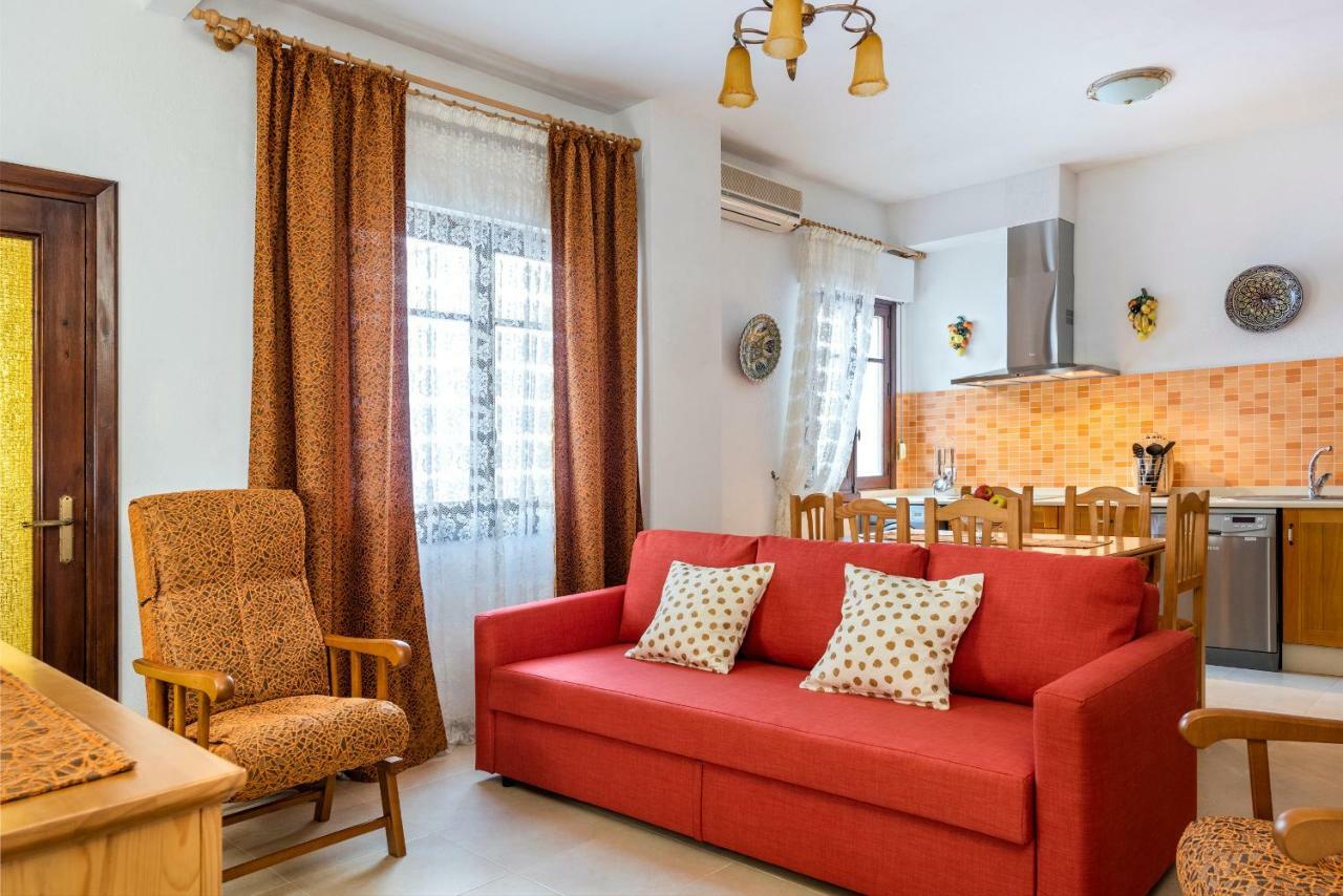 Hsh Suites Barrio Santa Cruz Sevilla Bagian luar foto